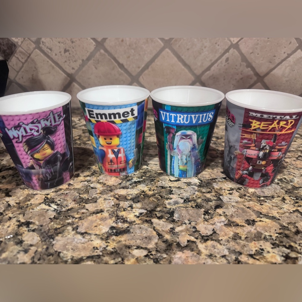 Lot of 4 2013 McDonalds Lego Movie holographic cups